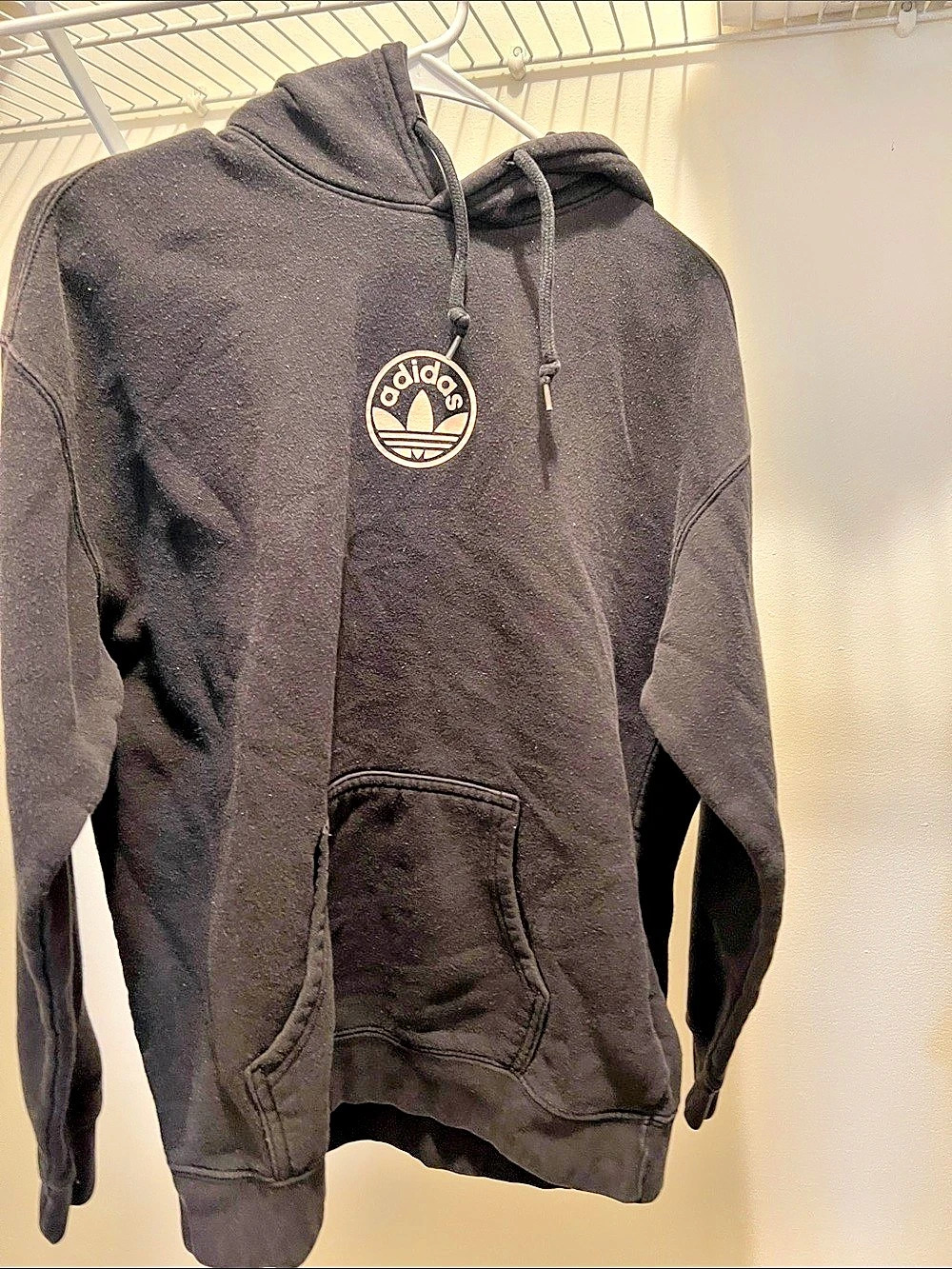 adidas Circle Trefoil Hoodie Black Size Medium NWT NEW